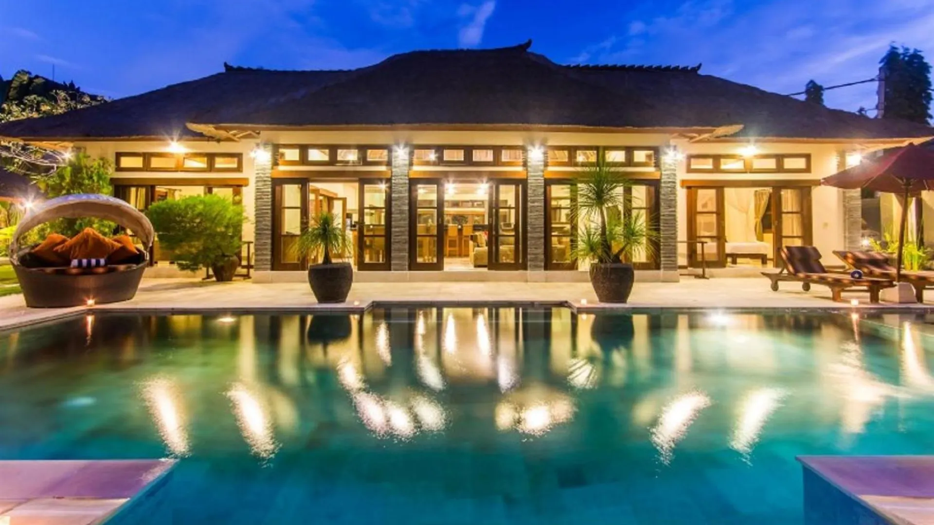 Luxury Villa Antan Central Seminyak Indonesia